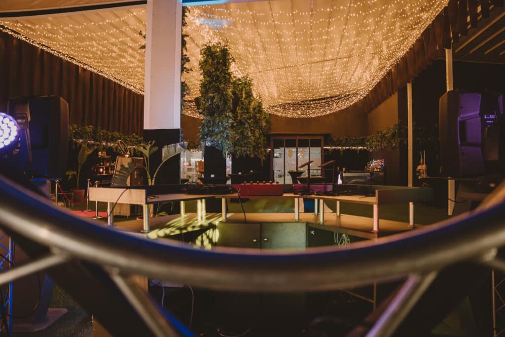 carpa dj cabina de fiesta