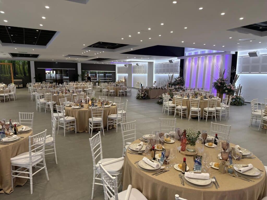 salón interior color camel